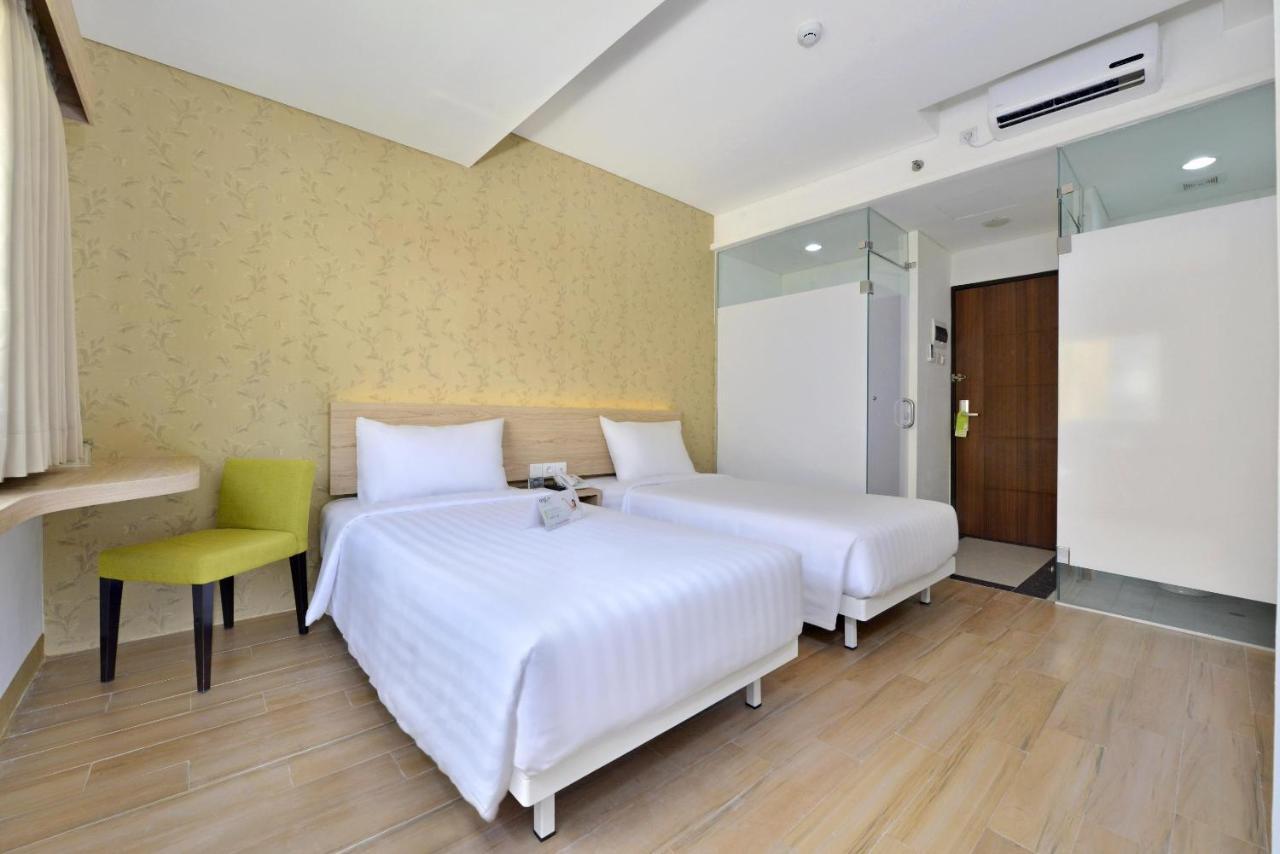 Whiz Hotel Falatehan Jakarta Eksteriør billede