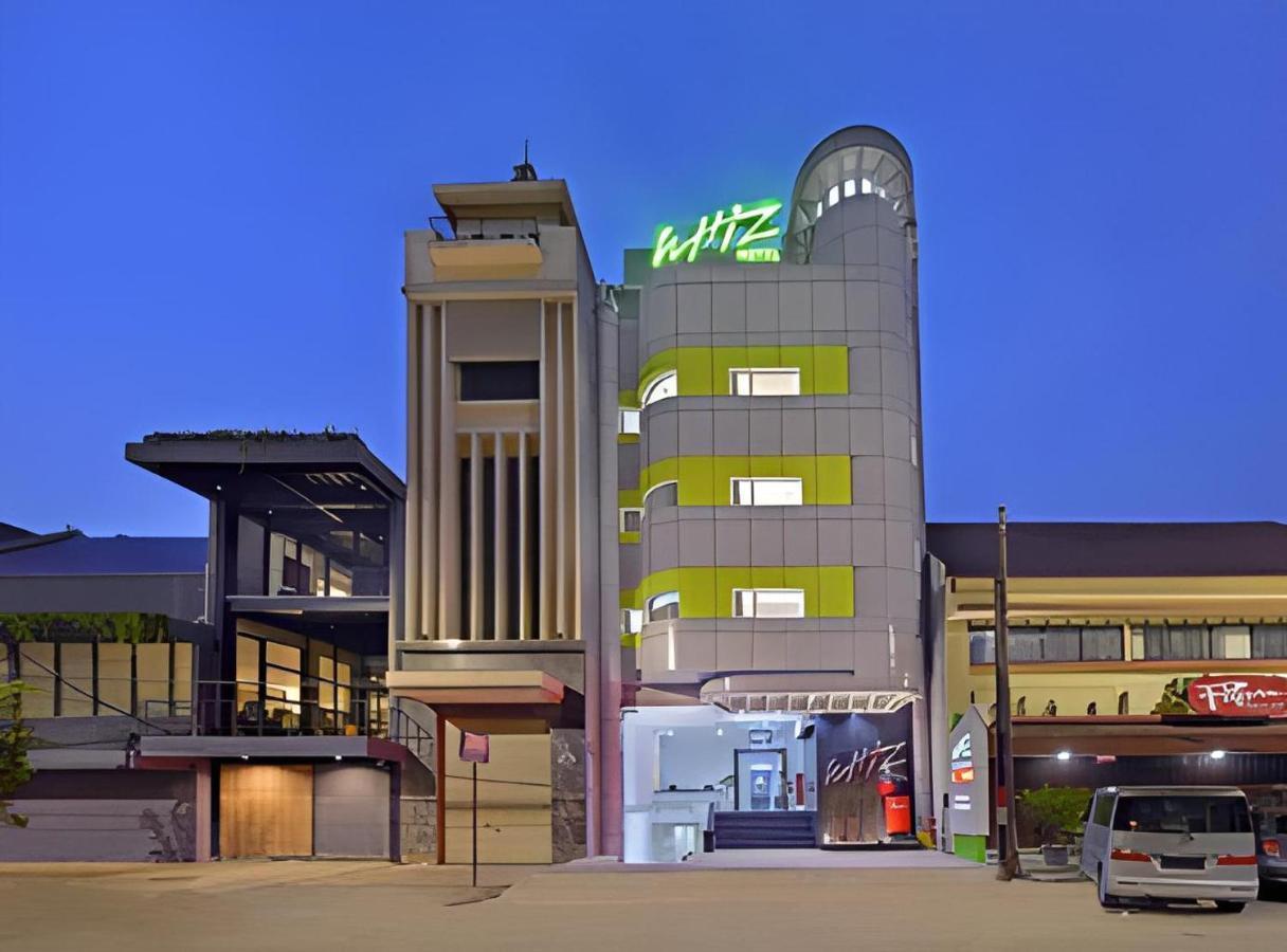 Whiz Hotel Falatehan Jakarta Eksteriør billede