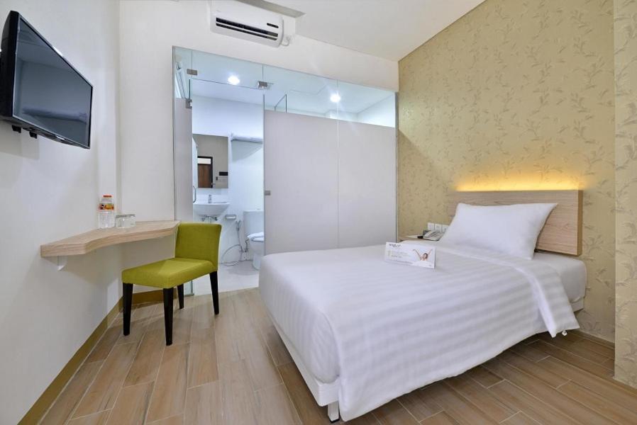 Whiz Hotel Falatehan Jakarta Eksteriør billede