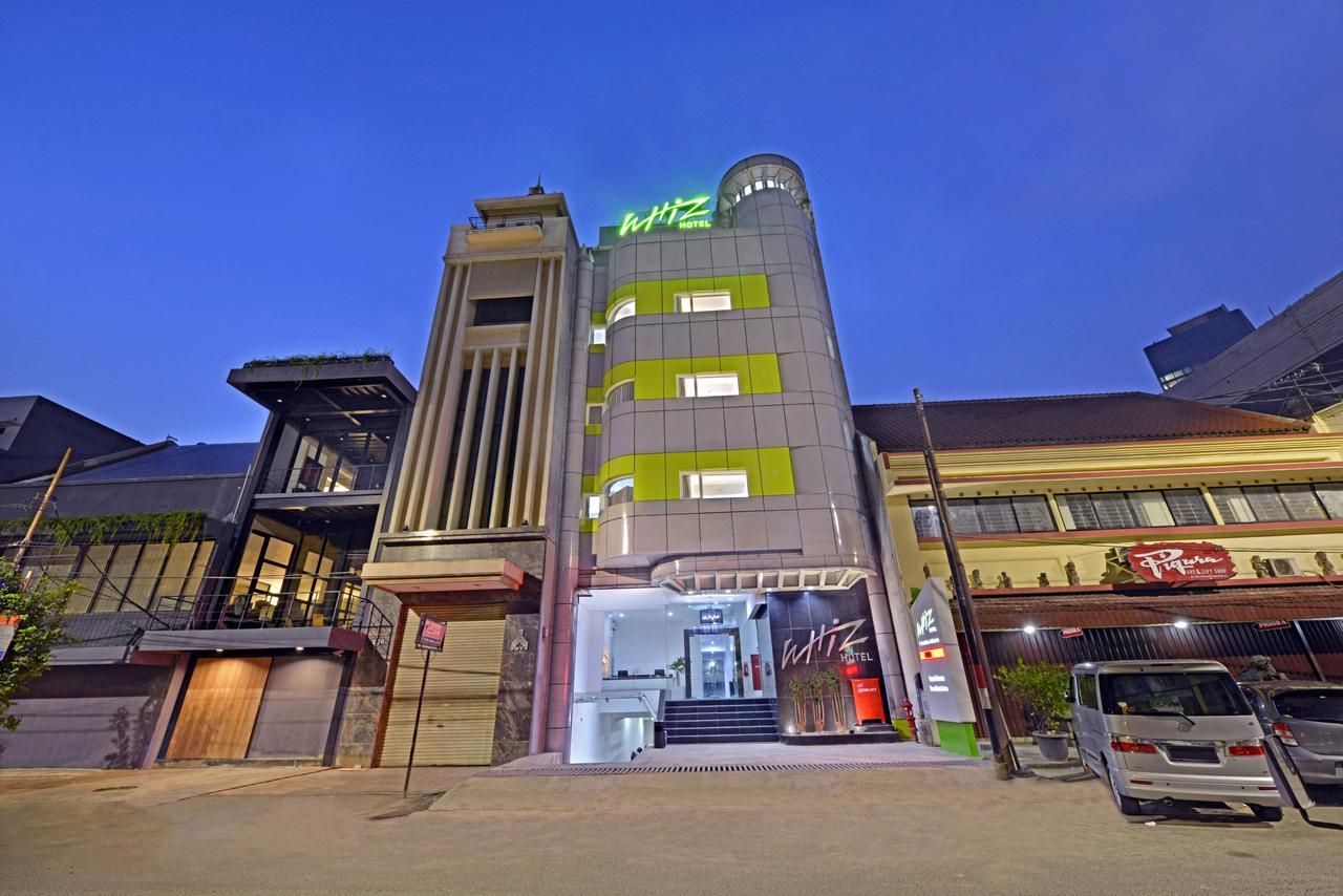 Whiz Hotel Falatehan Jakarta Eksteriør billede